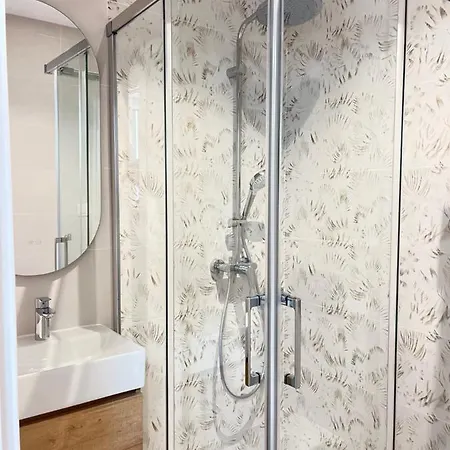 Maestranzamarycentro א-קורוניה